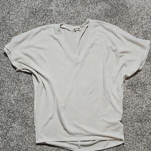 Off-White V-Neck Women's Dolman Top